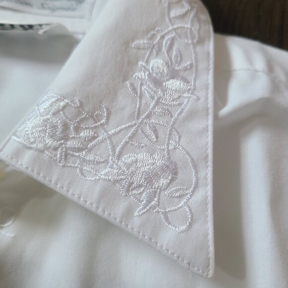 Vintage Tabi International - White Button Down Shirt - Embroidered - Picture 7 of 7